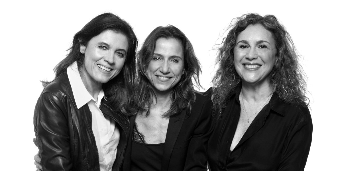 Le livre Odysséa 20 ans, ensemble, contre le cancer du sein - feat 4 Le livre Odysséa 20 ans, ensemble, contre le cancer du sein - feat 4